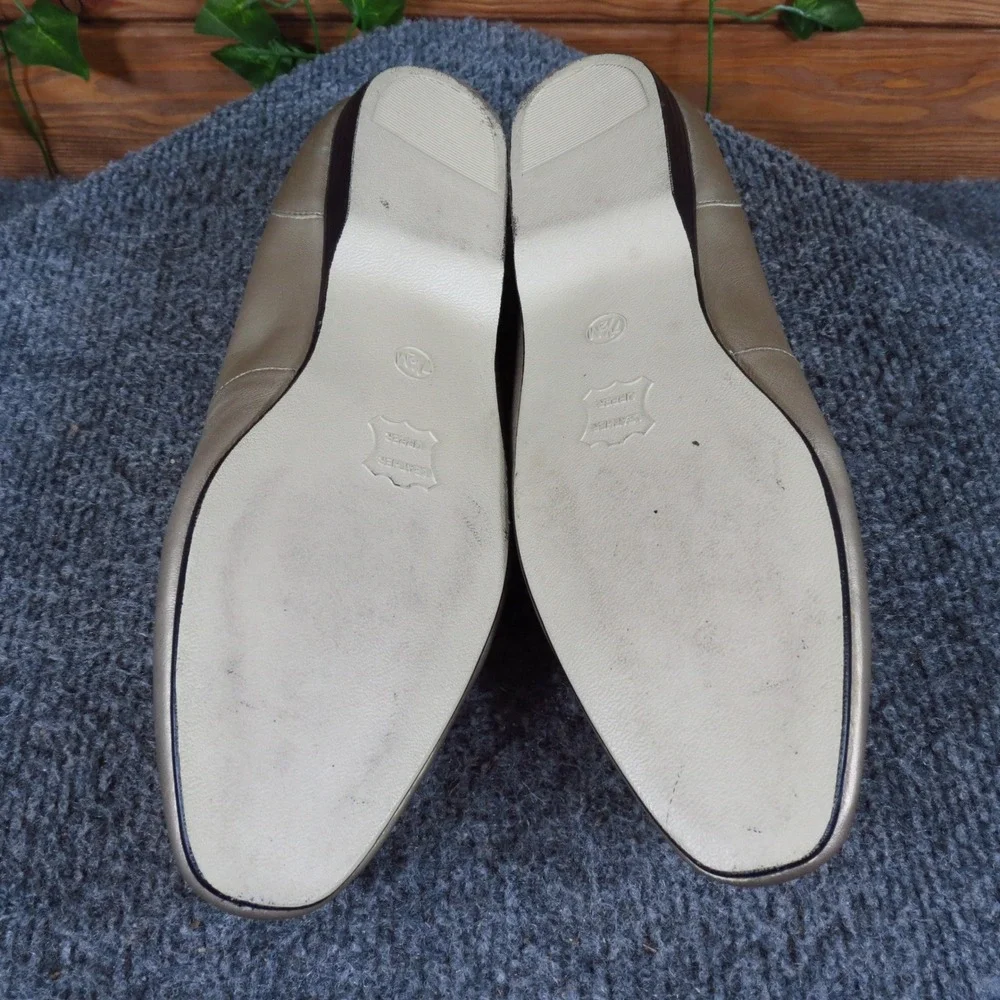 Feather Lite Freedom Women Loafer 7.5 Dress Professional Gold Metallic Leather